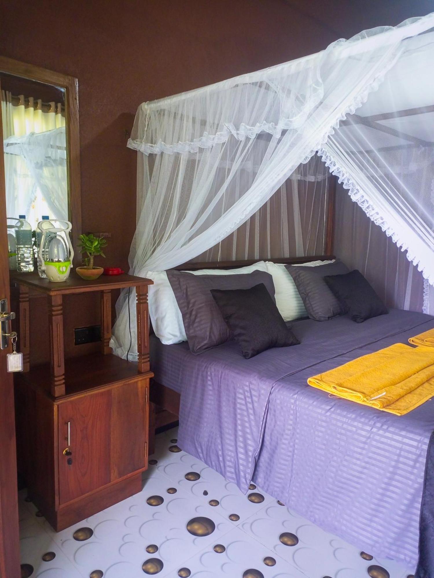 Bed and Breakfast Creek Downhills à Ella Extérieur photo